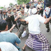 Surabaya: Gegen
Vertreibung